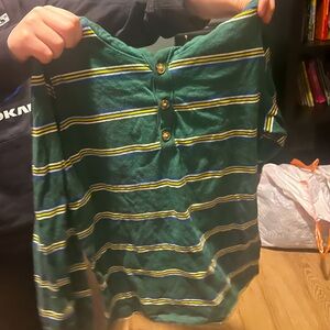 Green, long sleeve shirt size 7/7 a boys